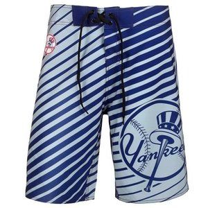 New York Yankees Mens Poly Board-shorts - Size XX-Large - 40 New with tags